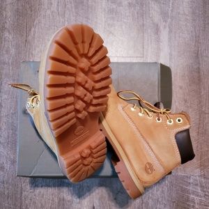 SOLD*Timberland Toddler/Petit Boy Boots US size 11